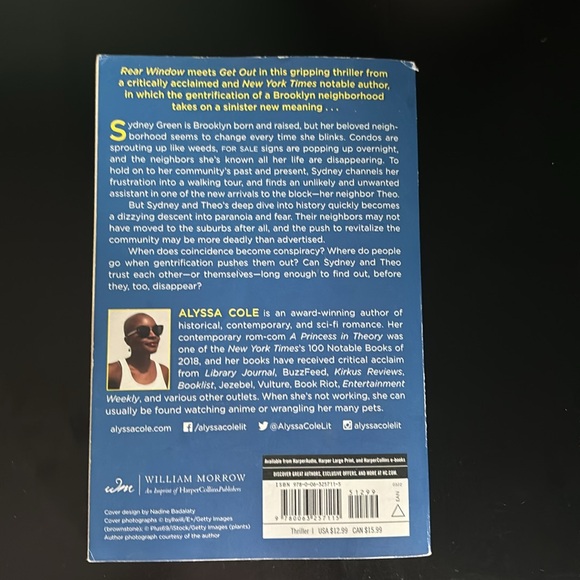 📚 Book Bundle 📚 - Picture 3 of 7